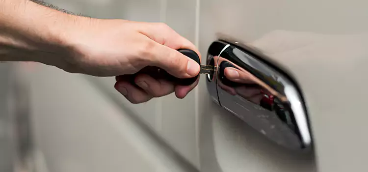 Why Choose Our Auto Locksmith Team in North Haven, CT?