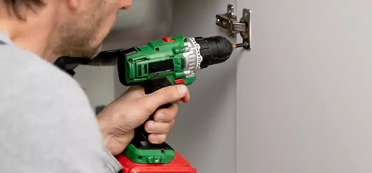 Commercial Door Hinge Repair North Haven
