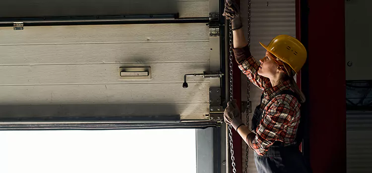 Addressing Common Garage Door Stoppage Issues in North Haven, CT